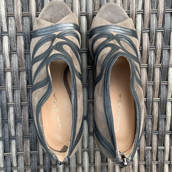 Via SPIGA Ivie Gray Suede & Leather Peep Toe Heels - Picture 8 of 16